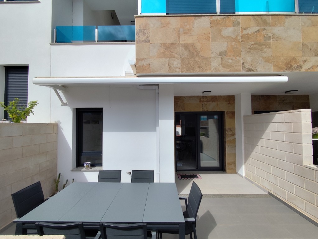 For sale - 3 Bedroom 3 Bathroom Townhouse in Bigastro - Bigastro  - Alicante