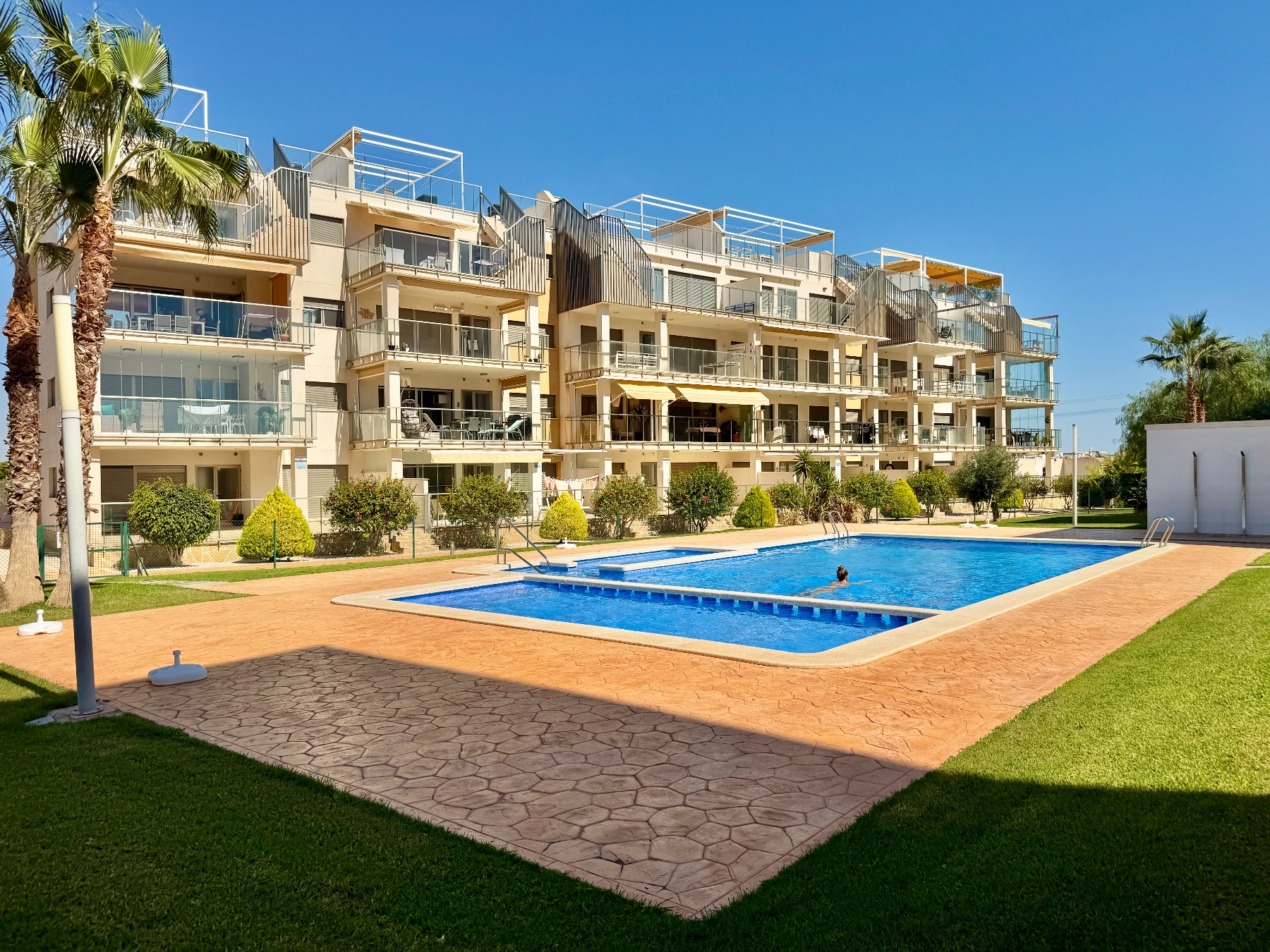 For sale - 2 Bedroom 2 Bathroom Apartment in Orihuela - Inland  - Alicante
