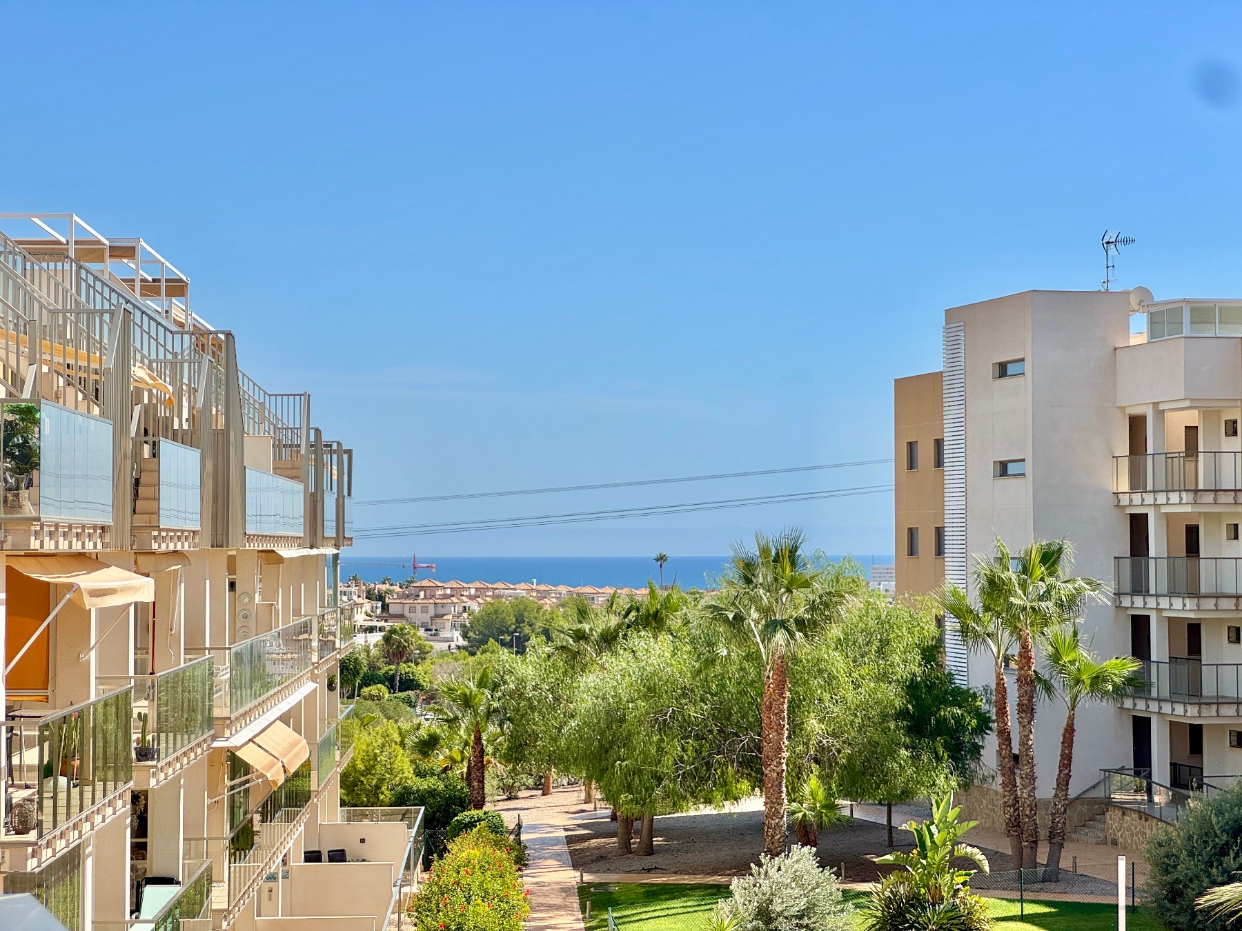 For sale - 2 Bedroom 2 Bathroom Apartment in Orihuela - Inland  - Alicante