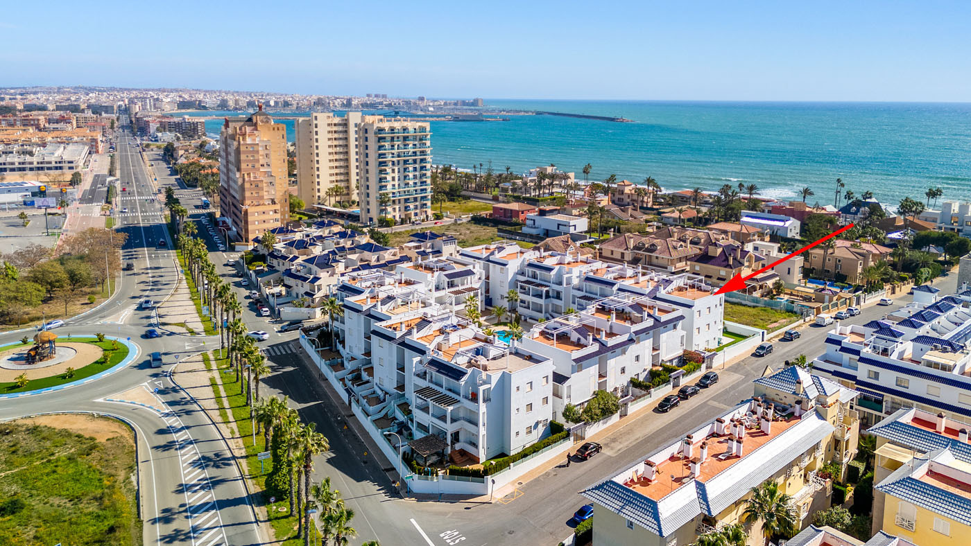 For sale - 3 Bedroom 2 Bathroom Apartment in Torrevieja - Costa Blanca  - Alicante