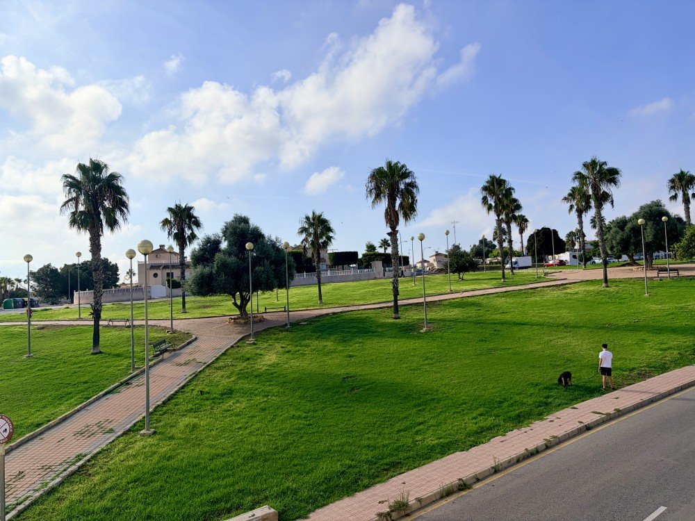 For sale - 2 Bedroom 1 Bathroom Bungalow in Torrevieja - Costa Blanca  - Alicante