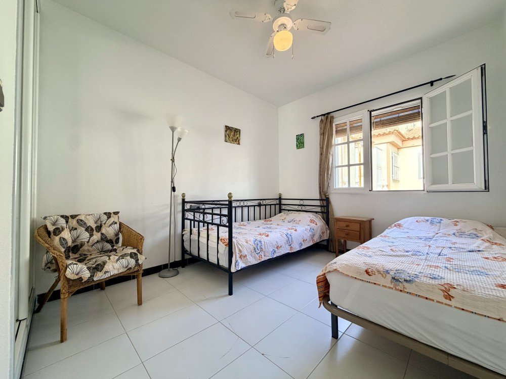 For sale - 2 Bedroom 1 Bathroom Bungalow in Torrevieja - Costa Blanca  - Alicante