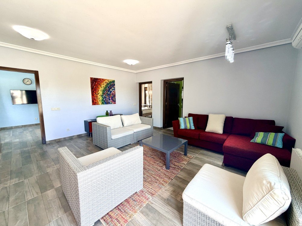 For sale - 3 Bedroom 2 Bathroom Villa in Orihuela Costa - Costa Blanca  - Alicante