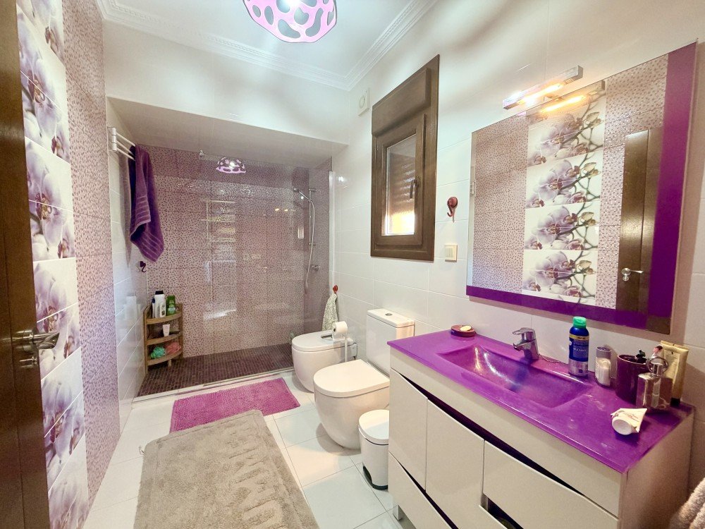For sale - 3 Bedroom 2 Bathroom Villa in Orihuela Costa - Costa Blanca  - Alicante