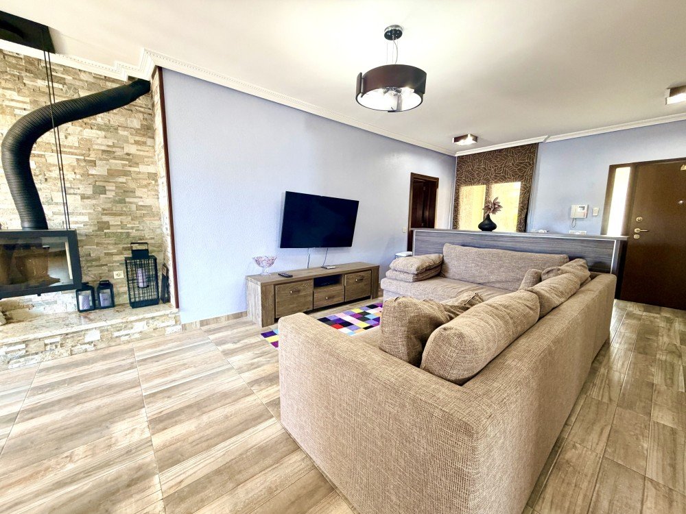For sale - 3 Bedroom 2 Bathroom Villa in Orihuela Costa - Costa Blanca  - Alicante