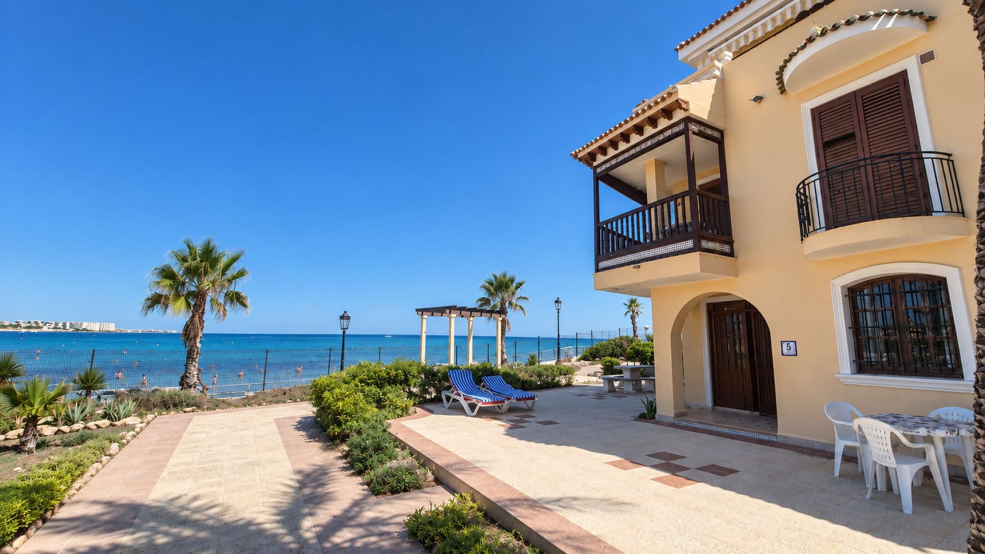 For sale - 3 Bedroom 2 Bathroom Apartment in Orihuela Costa - Costa Blanca  - Alicante