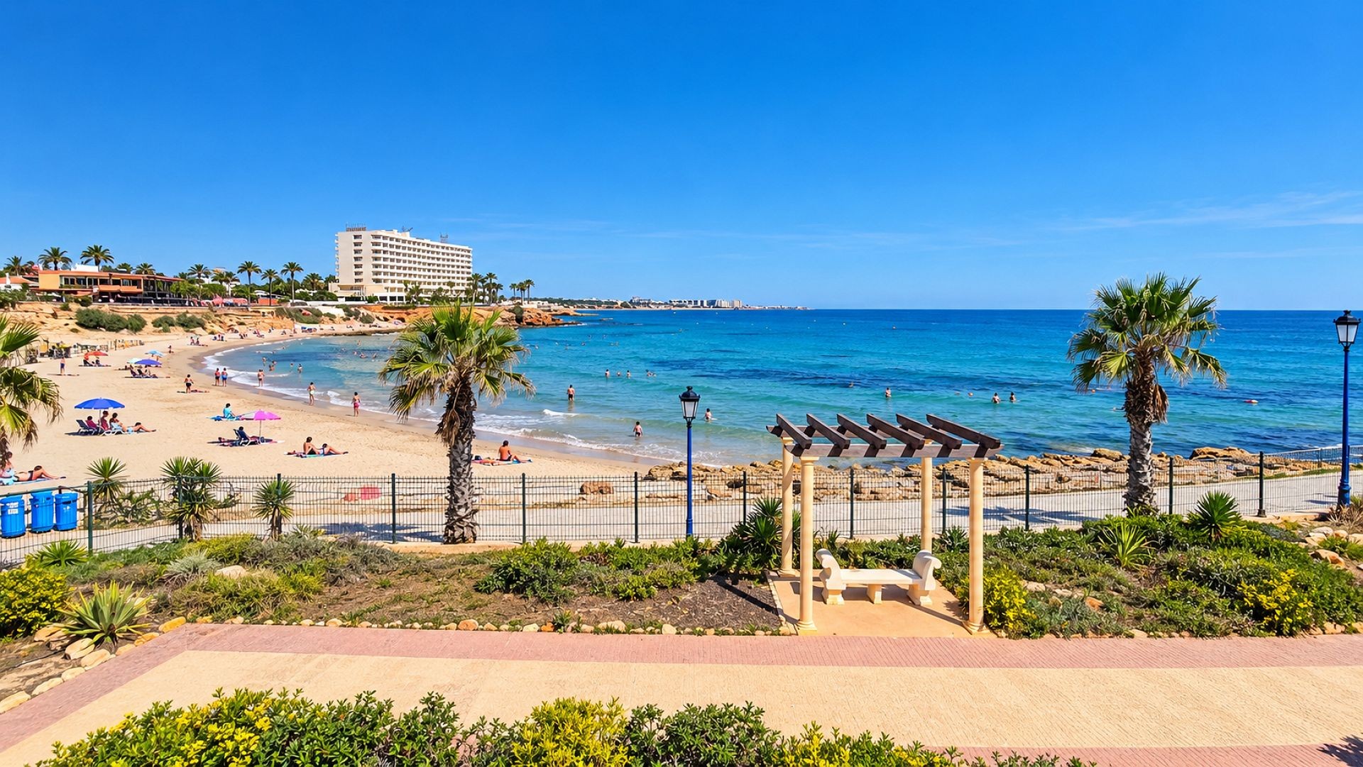 For sale - 3 Bedroom 2 Bathroom Apartment in Orihuela Costa - Costa Blanca  - Alicante