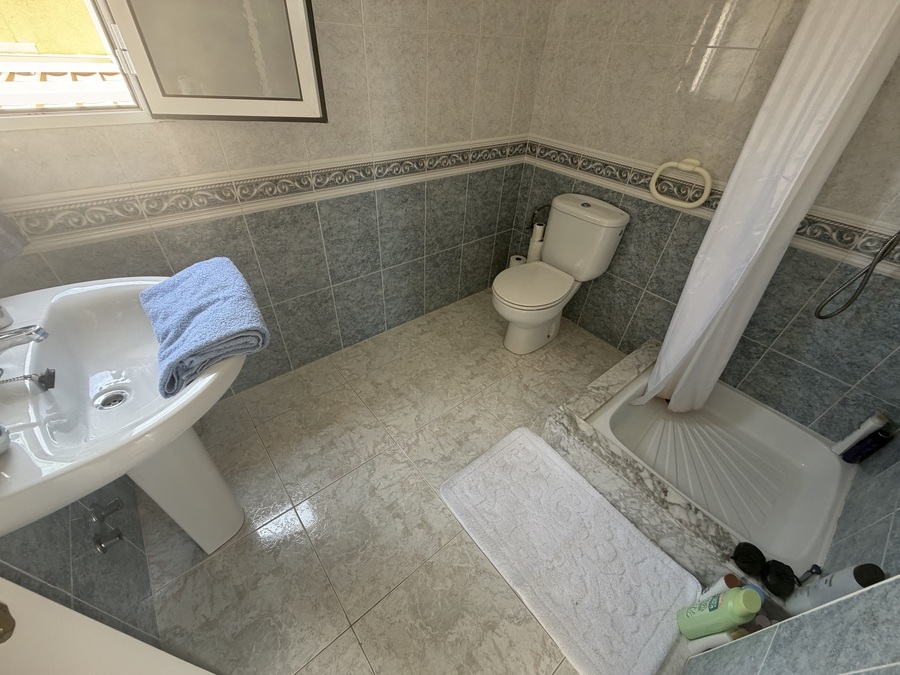 For sale - 3 Bedroom 2 Bathroom Villa in Ciudad Quesada - Costa Blanca  - Alicante