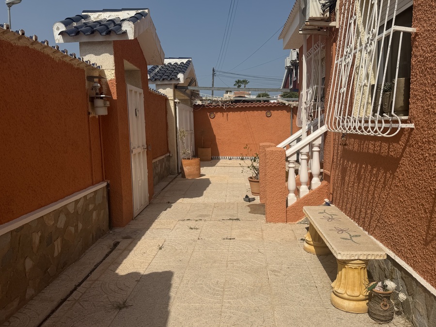 For sale - 4 Bedroom 4 Bathroom Villa in Ciudad Quesada - Costa Blanca  - Alicante
