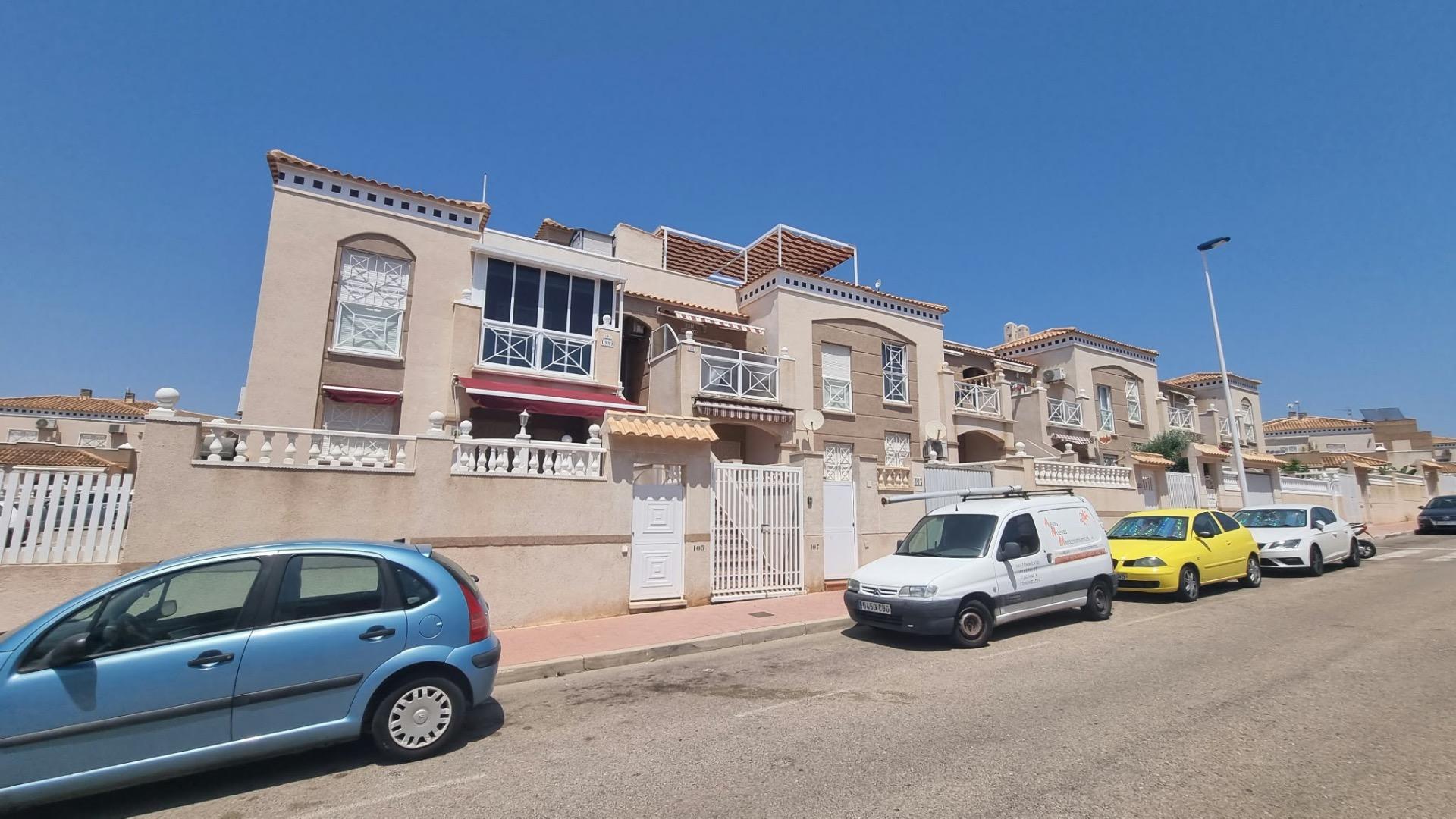 For sale - 2 Bedroom 1 Bathroom Bungalow in Torrevieja - Torreblanca  - Alicante