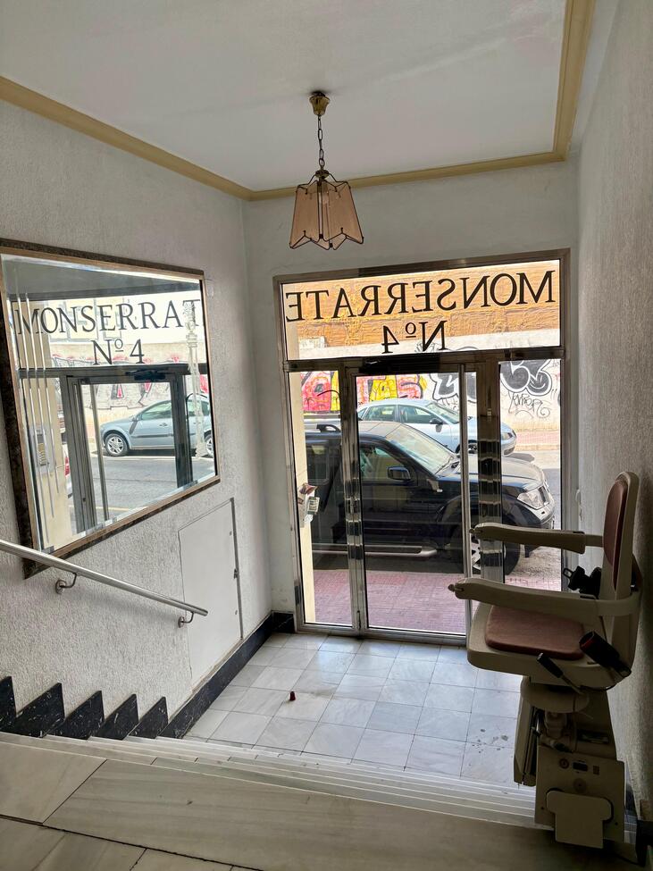 For sale - 3 Bedroom 2 Bathroom Apartment in Torrevieja - Costa Blanca  - Alicante