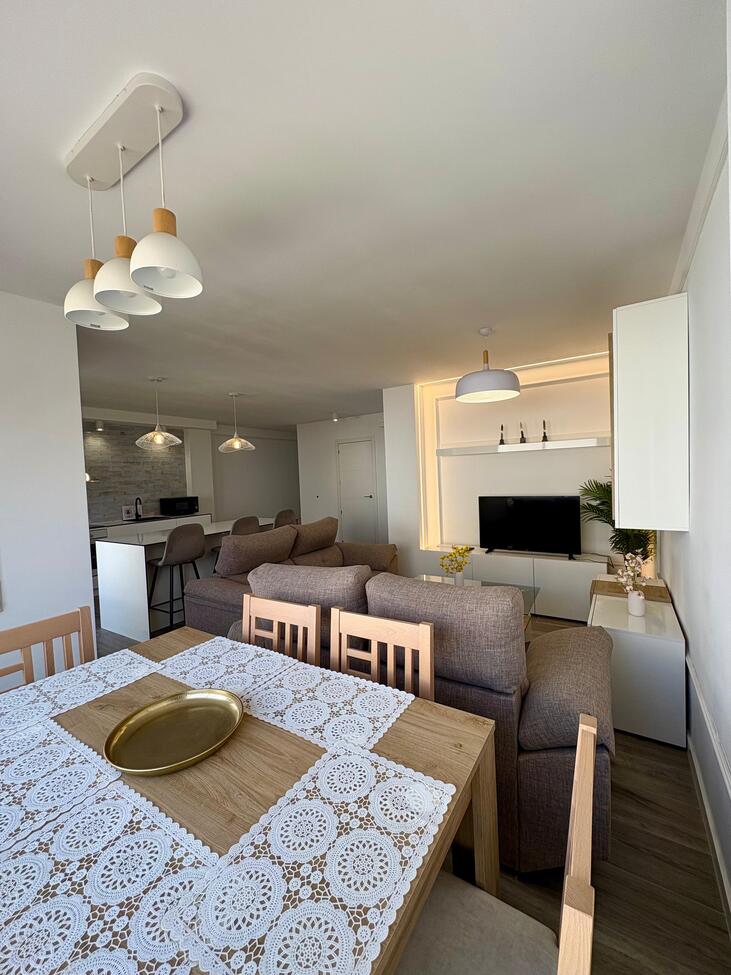 For sale - 3 Bedroom 2 Bathroom Apartment in Torrevieja - Costa Blanca  - Alicante