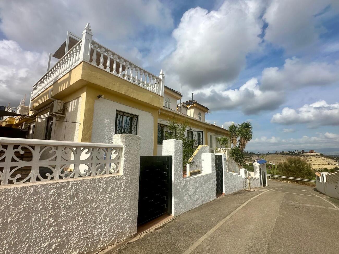For sale - 2 Bedroom 1 Bathroom Bungalow in Ciudad Quesada - La Marquesa  - Alicante