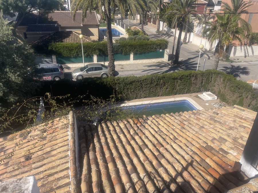 For sale - 4 Bedroom 2 Bathroom Villa in Cabo Roig - Costa Blanca  - Alicante
