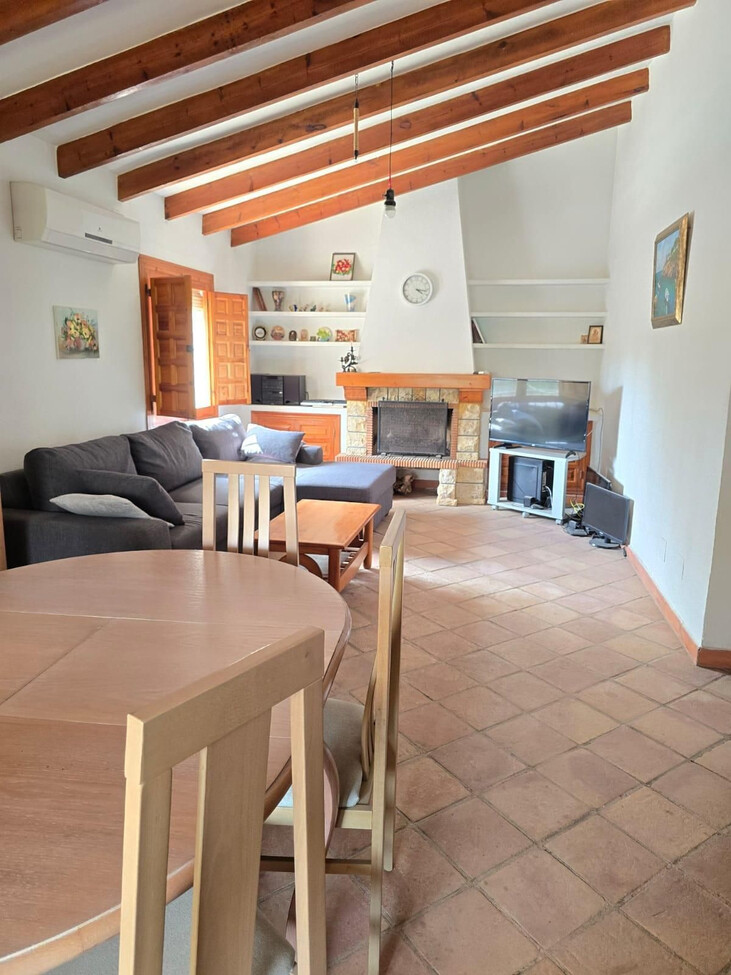For sale - 4 Bedroom 2 Bathroom Villa in Cabo Roig - Costa Blanca  - Alicante