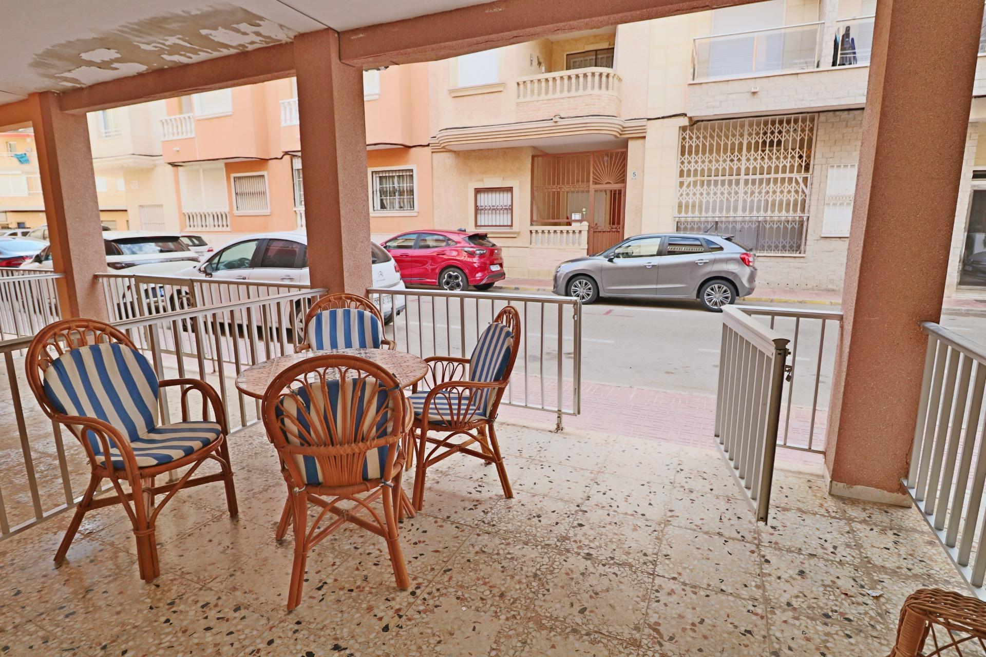 For sale - 3 Bedroom 1 Bathroom Apartment in Torrevieja - La Mata Pueblo  - Alicante