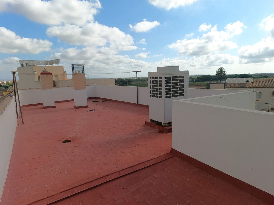 For sale - 2 Bedroom 1 Bathroom Apartment in Algorfa - Inland  - Alicante