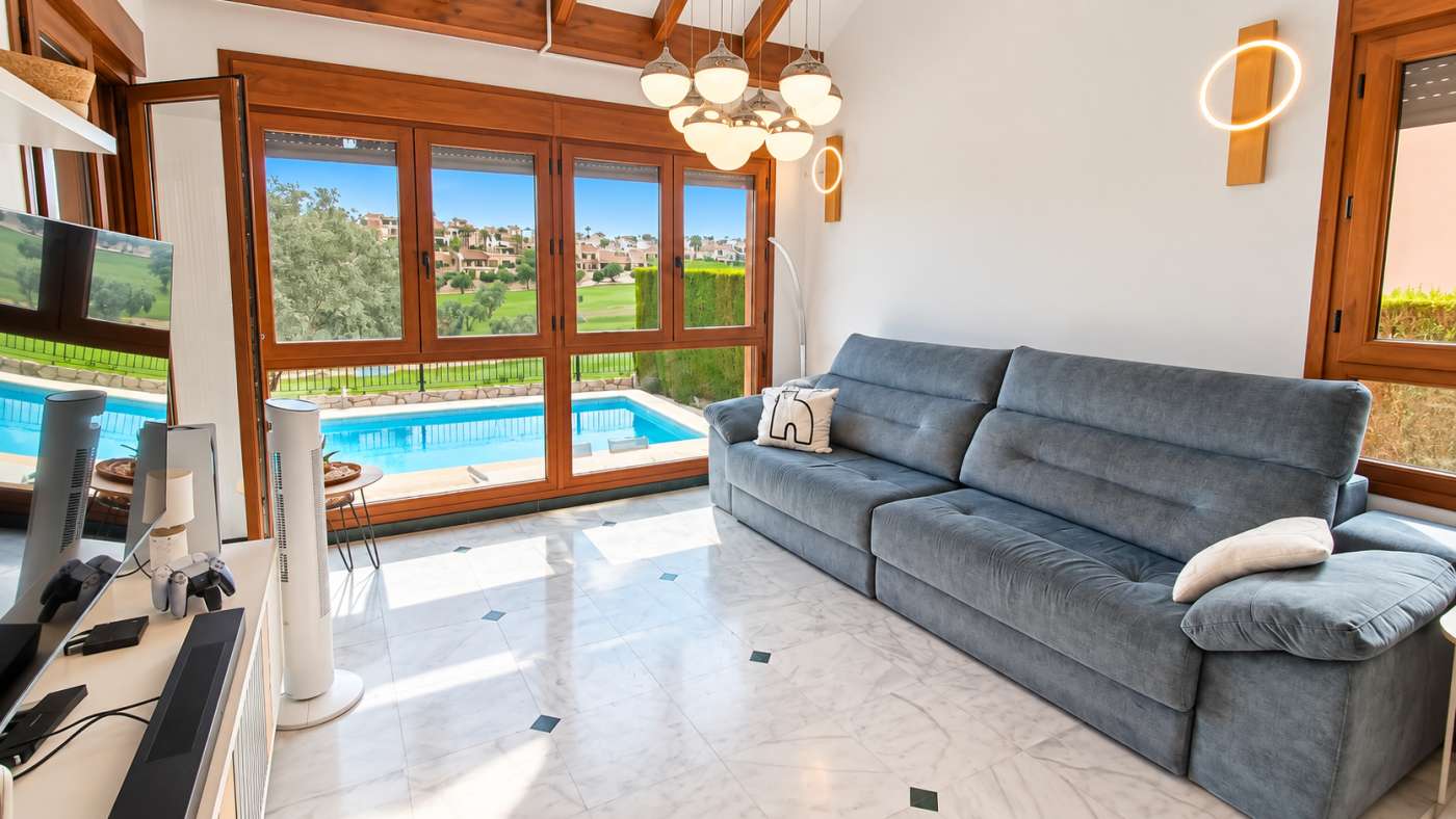 For sale - 3 Bedroom 2 Bathroom Villa in Algorfa - Inland  - Alicante