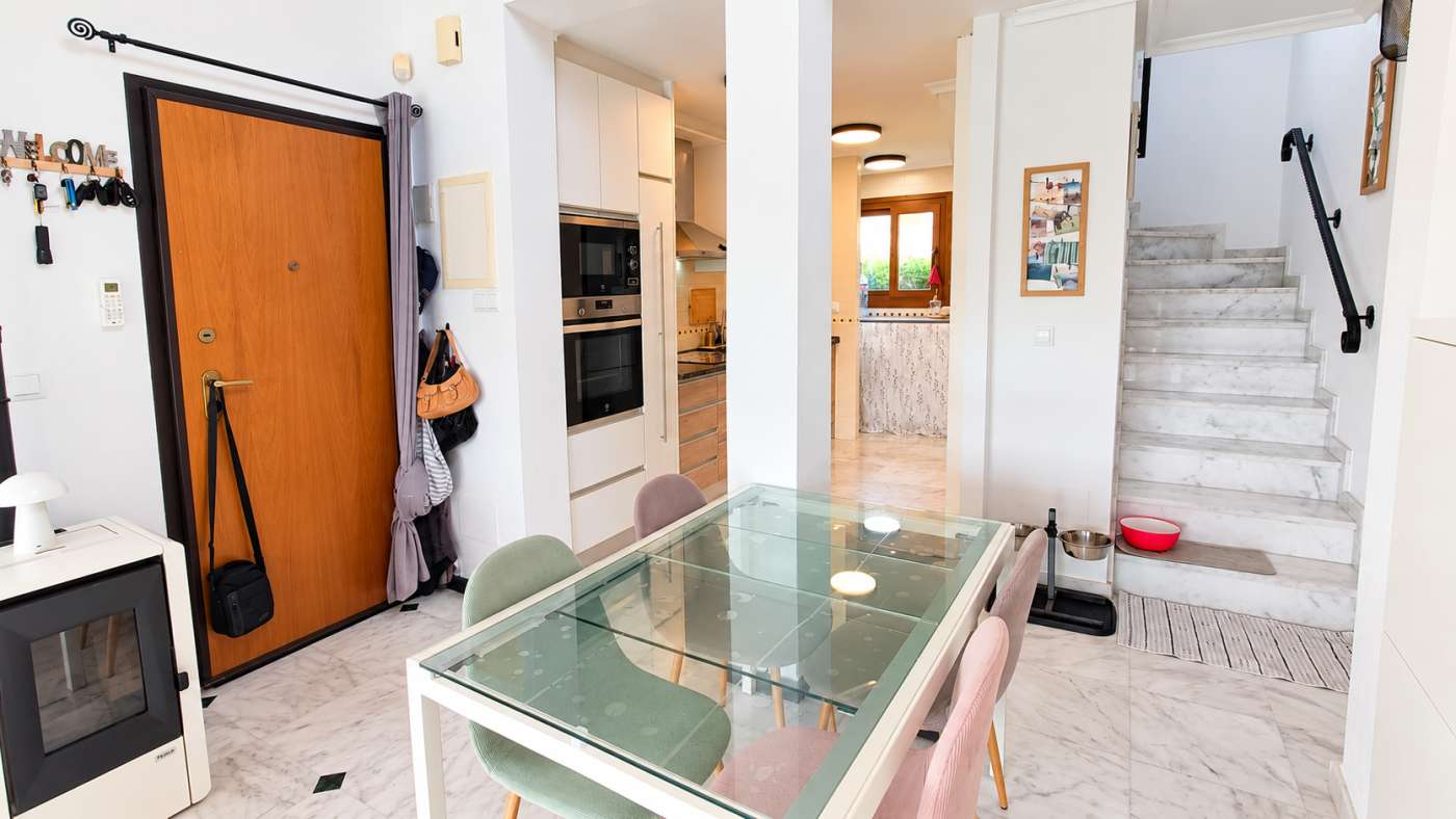 For sale - 3 Bedroom 2 Bathroom Villa in Algorfa - Inland  - Alicante