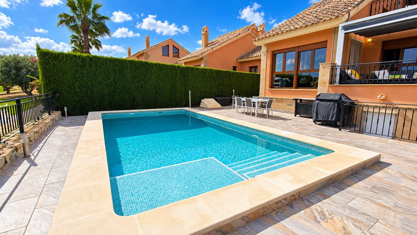 For sale - 3 Bedroom 2 Bathroom Villa in Algorfa - Inland  - Alicante