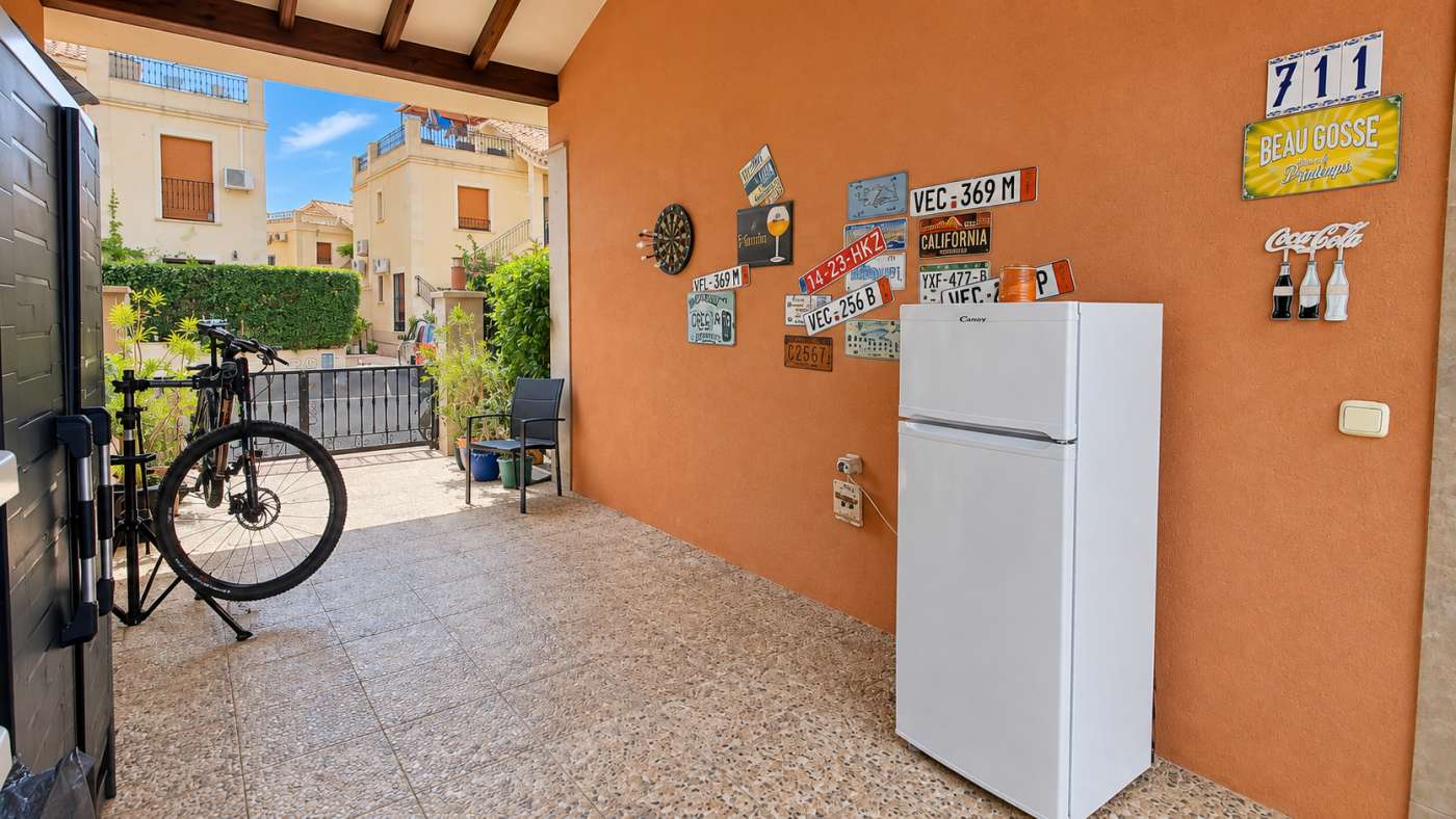 For sale - 3 Bedroom 2 Bathroom Villa in Algorfa - Inland  - Alicante