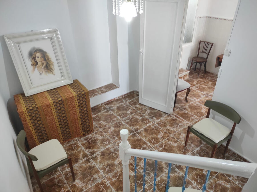 For sale - 5 Bedroom 2 Bathroom Town House in Rojales - Inland  - Alicante