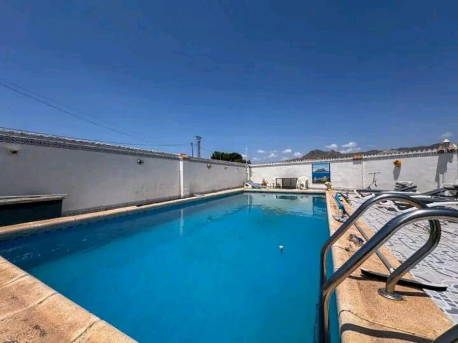 For sale - 3 Bedroom 3 Bathroom Finca in La Murada - Inland  - Alicante