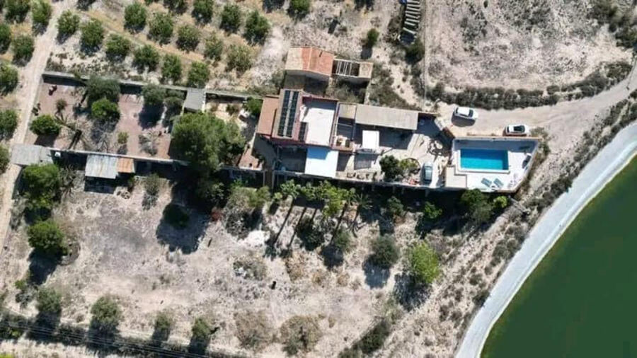 For sale - 3 Bedroom 3 Bathroom Finca in La Murada - Inland  - Alicante