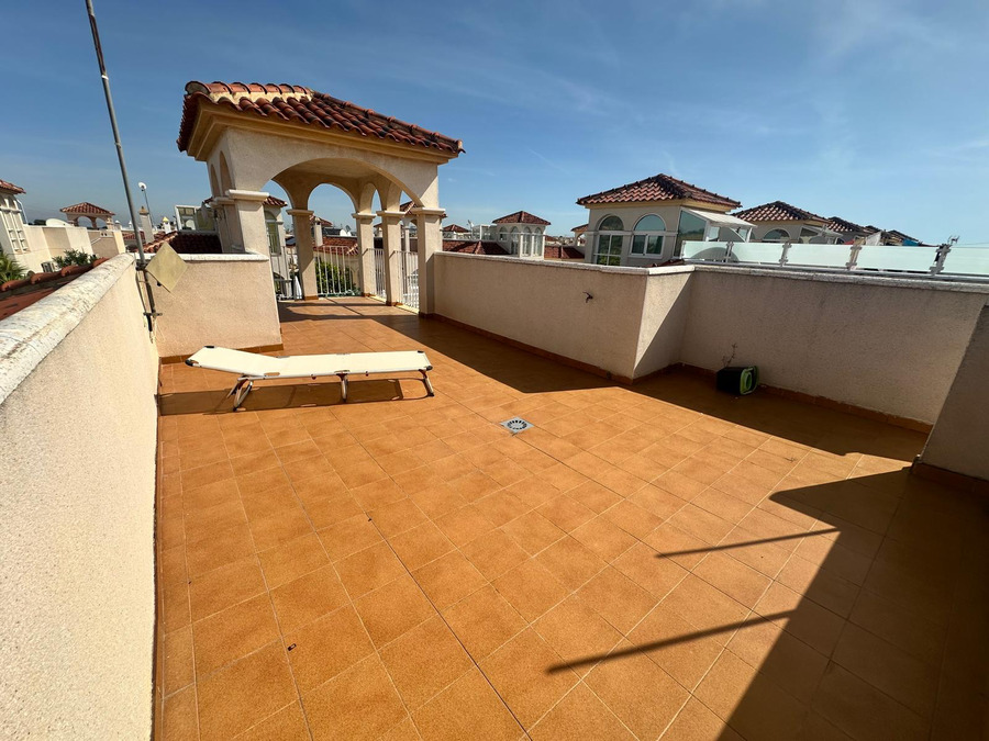 For sale - 2 Bedroom 1 Bathroom Villa in Lo Crispin - Inland  - Alicante