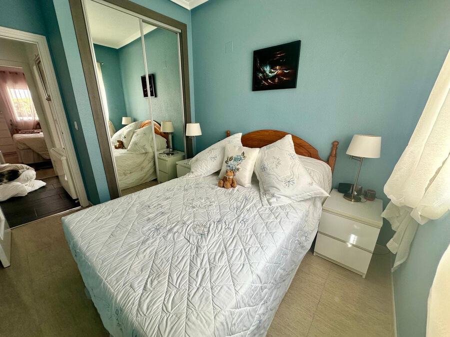 For sale - 2 Bedroom 1 Bathroom Villa in Lo Crispin - Inland  - Alicante