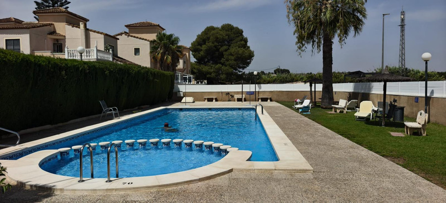 For sale - 3 Bedroom 2 Bathroom Villa in Algorfa - Inland  - Alicante