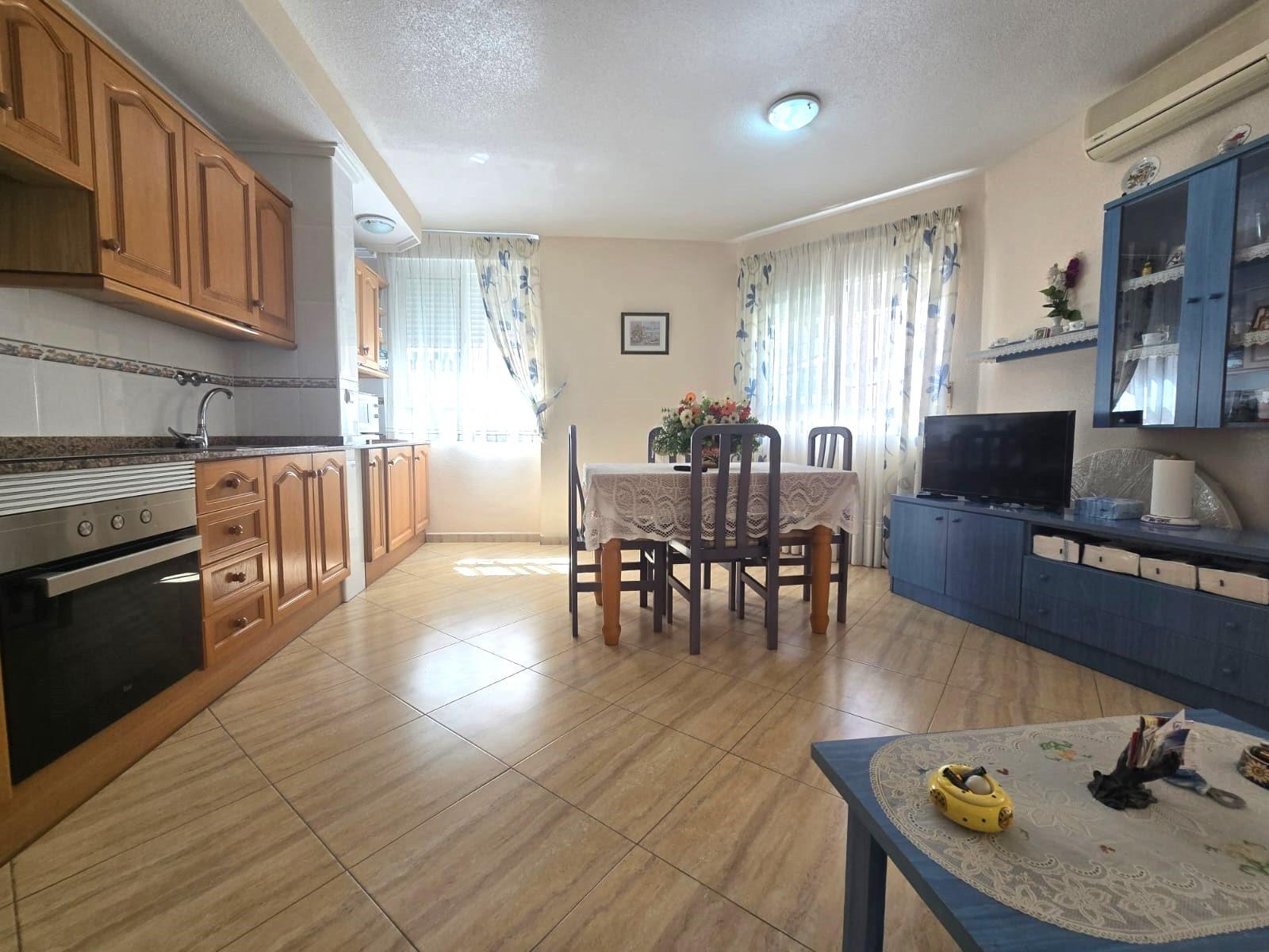 For sale - 2 Bedroom 2 Bathroom Apartment in Torrevieja - Playa Del Cura  - Alicante