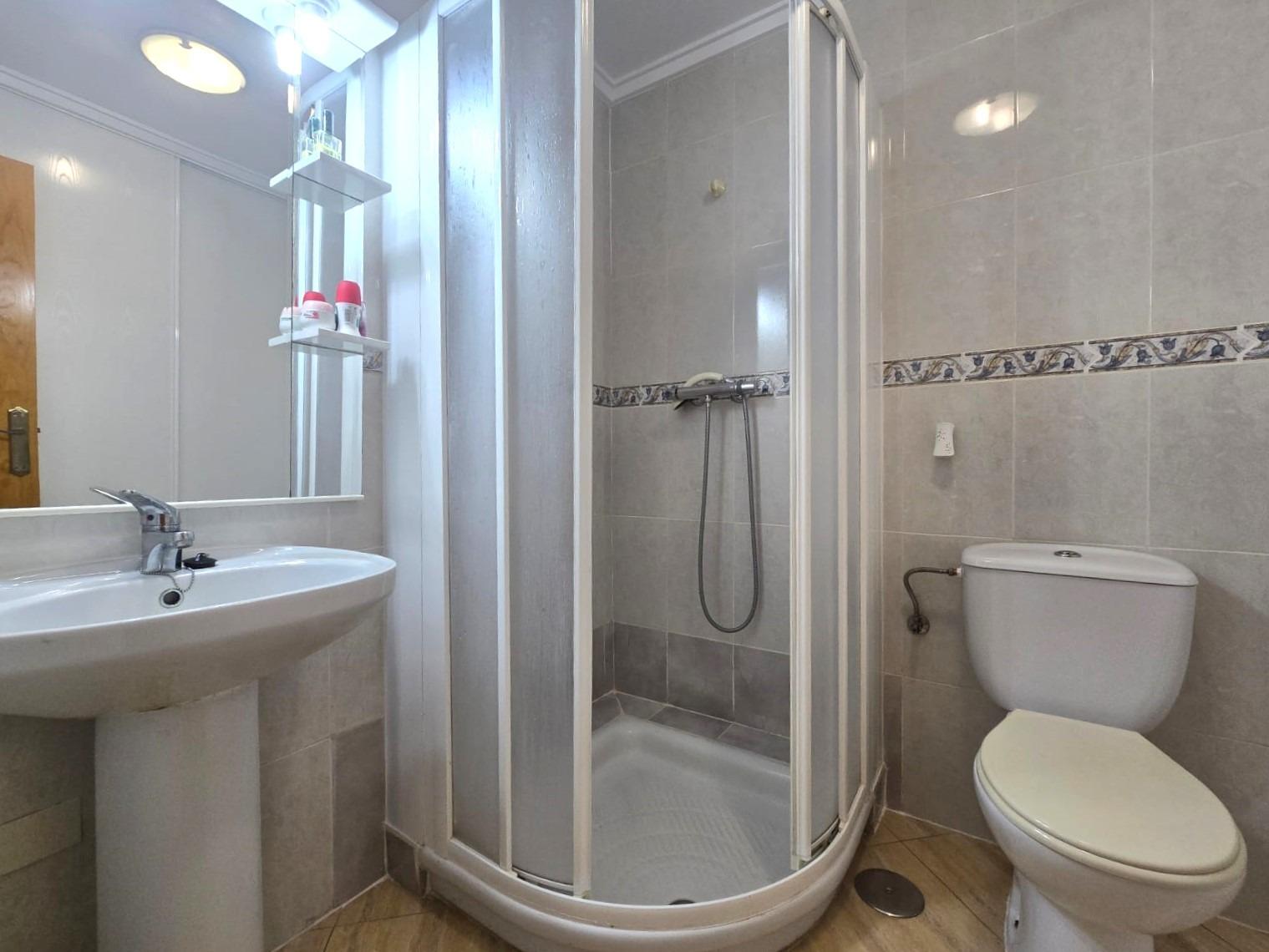 For sale - 2 Bedroom 2 Bathroom Apartment in Torrevieja - Playa Del Cura  - Alicante