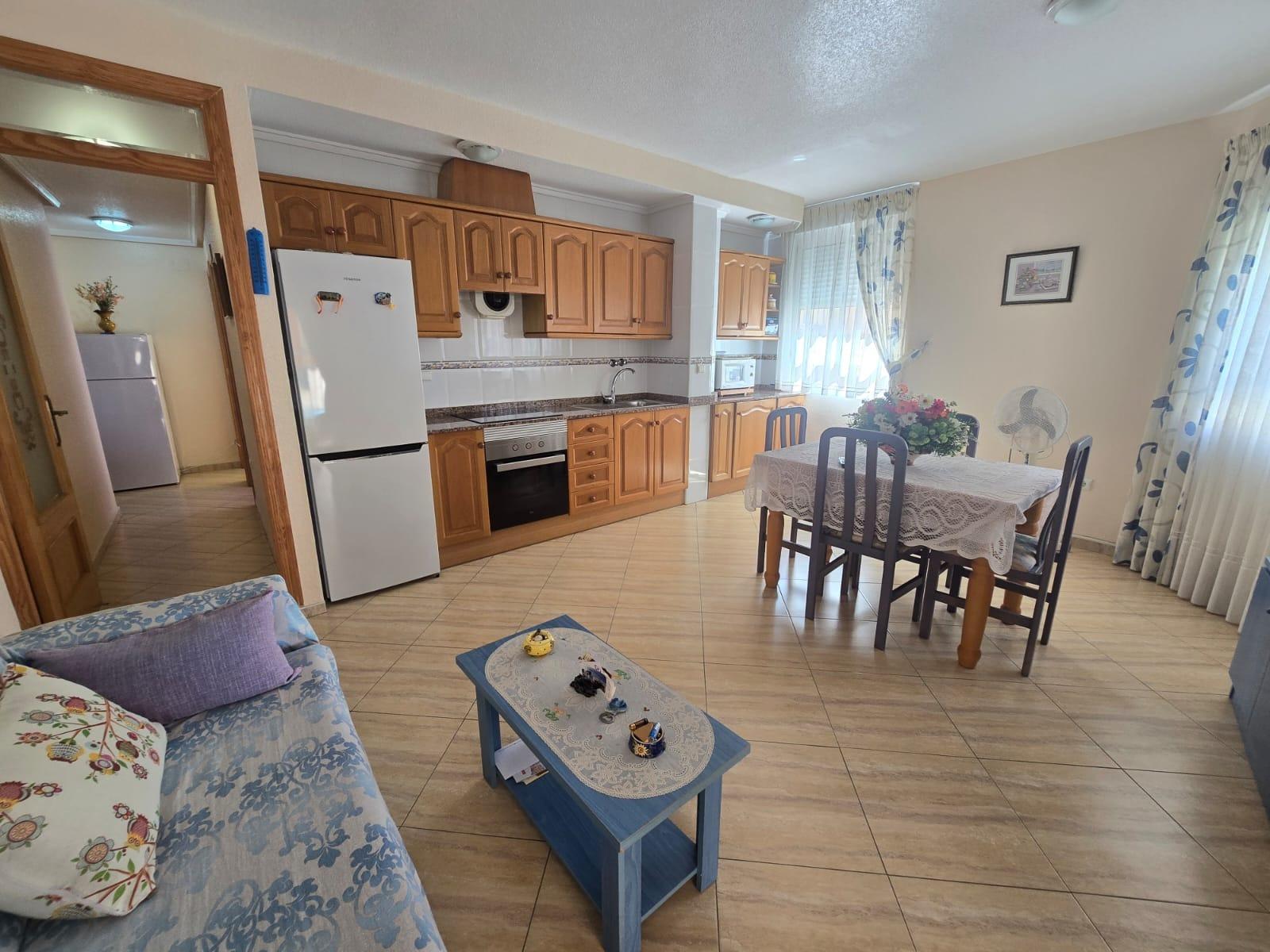 For sale - 2 Bedroom 2 Bathroom Apartment in Torrevieja - Playa Del Cura  - Alicante
