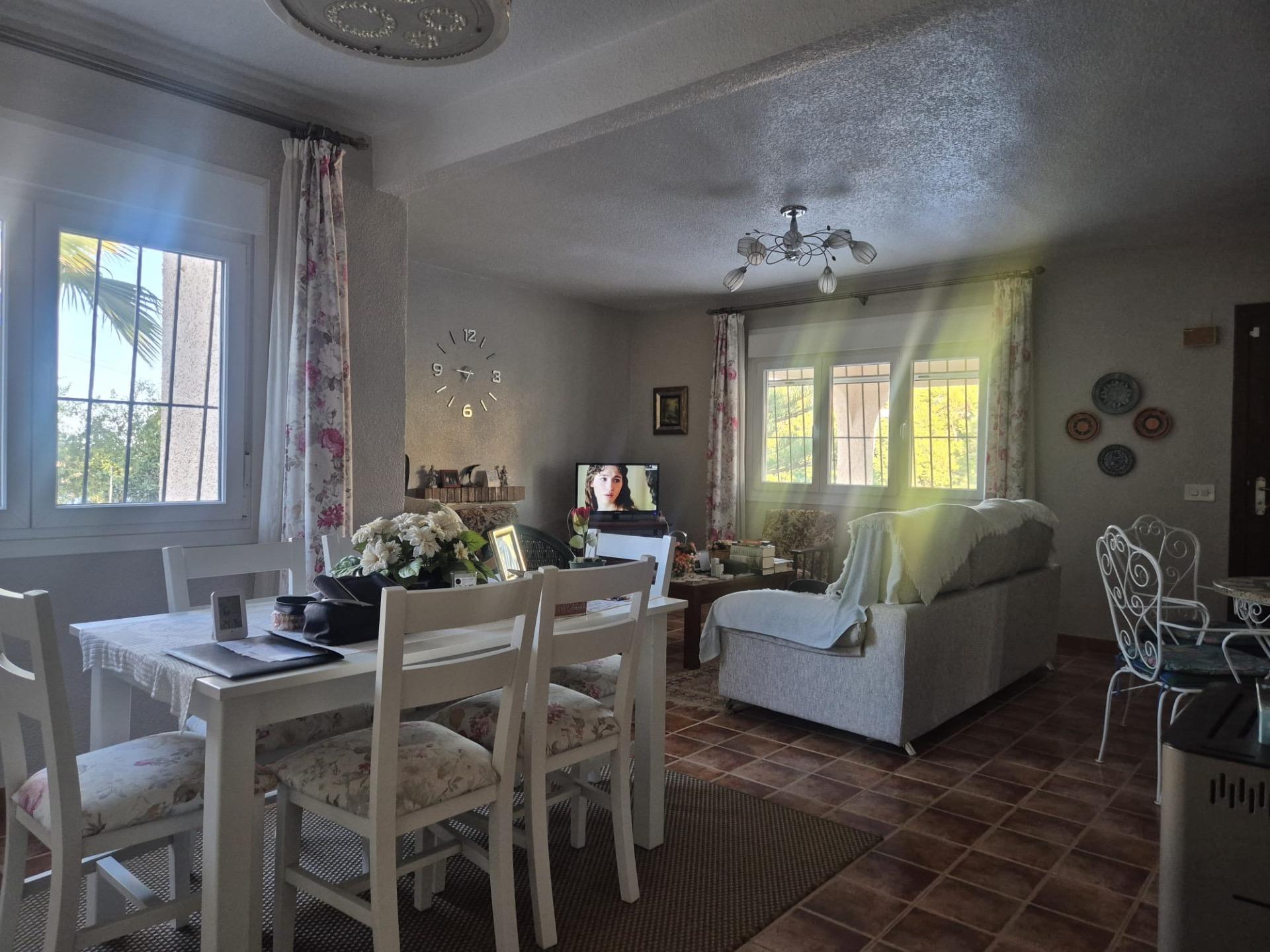 For sale - 3 Bedroom 2 Bathroom Villa in Torrevieja - Los Balcones - Los Altos Del Edén  - Alicante