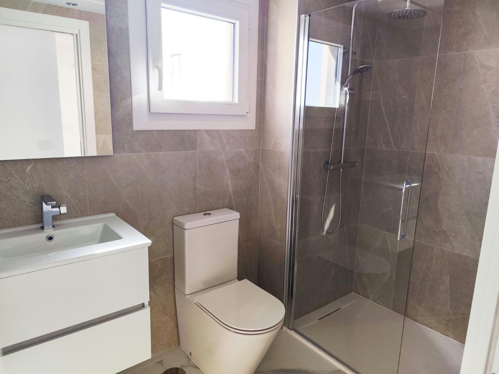 For sale - 3 Bedroom 2 Bathroom Apartment in Orihuela Costa - Punta Prima  - Alicante