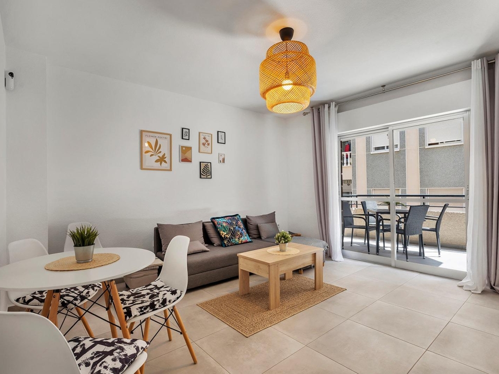 3 Bedroom 1 Bathroom Apartment in Torrevieja