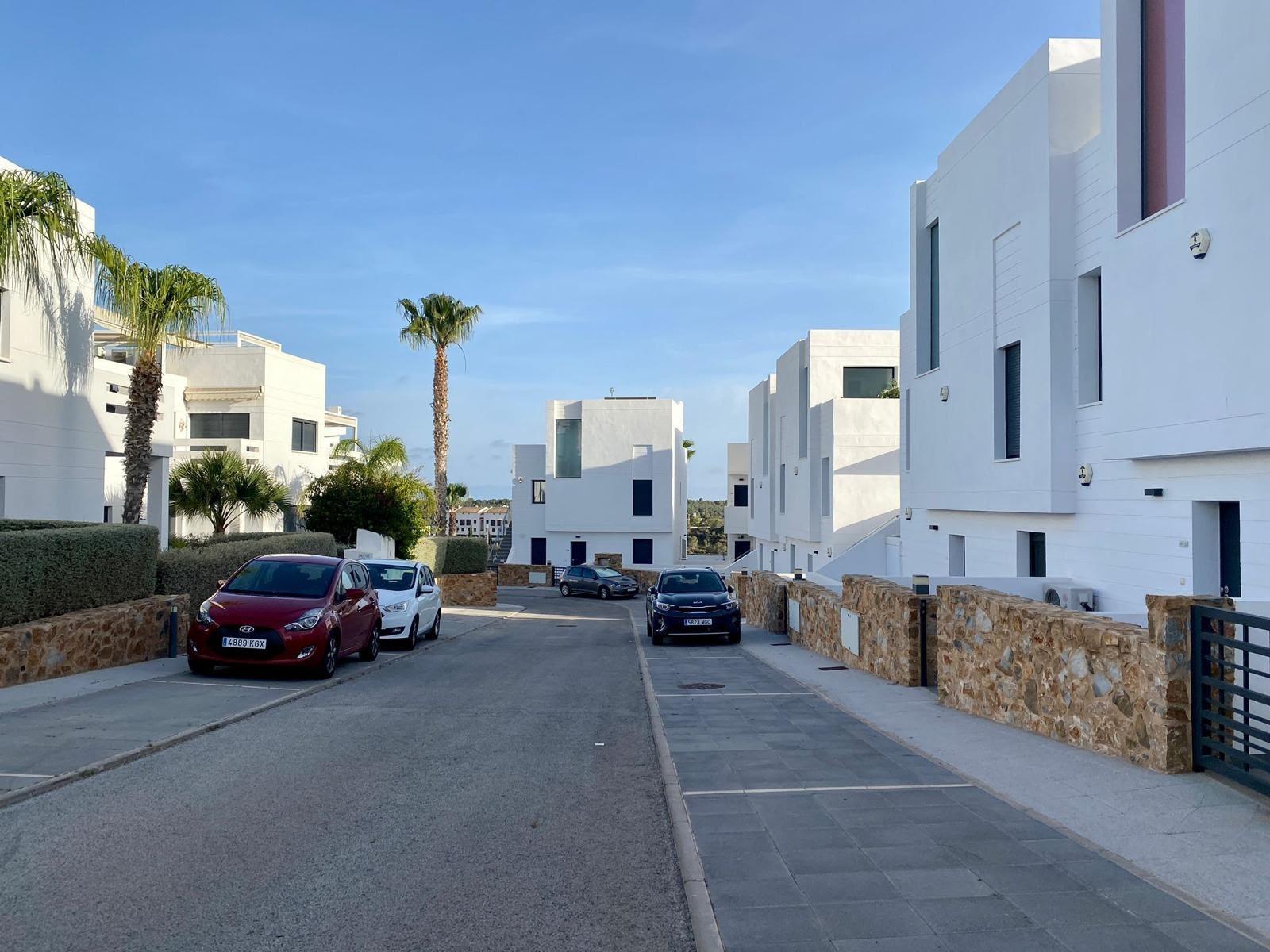 For sale - 3 Bedroom 2 Bathroom Ground floor Bungalow in Las Ramblas - Las Ramblas  - Alicante