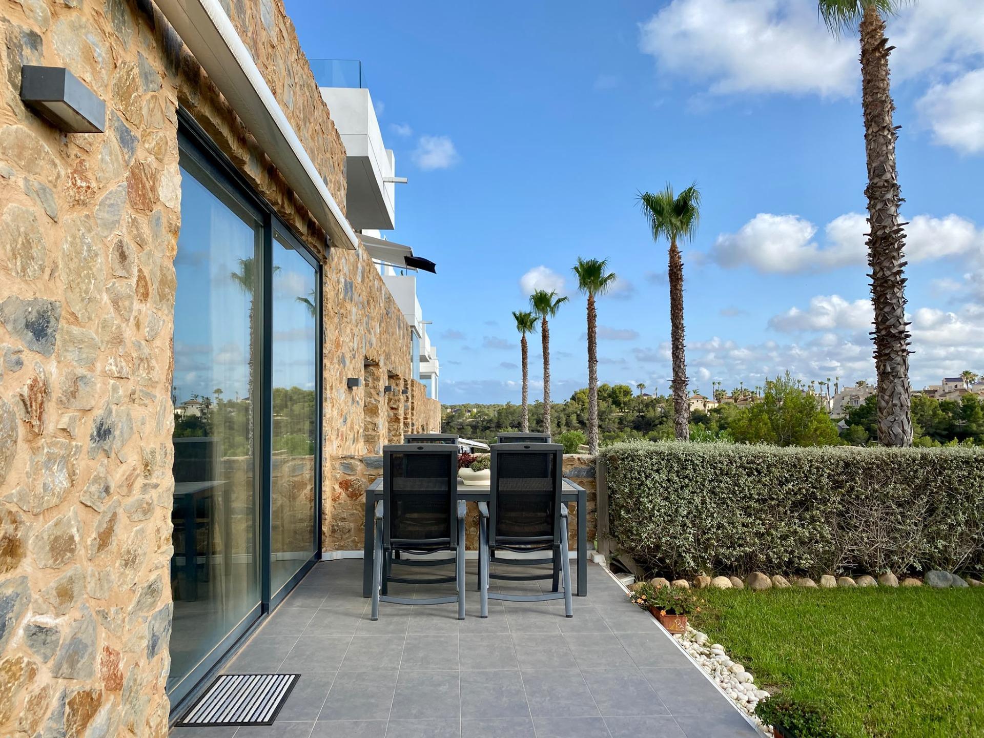 For sale - 3 Bedroom 2 Bathroom Ground floor Bungalow in Las Ramblas - Las Ramblas  - Alicante