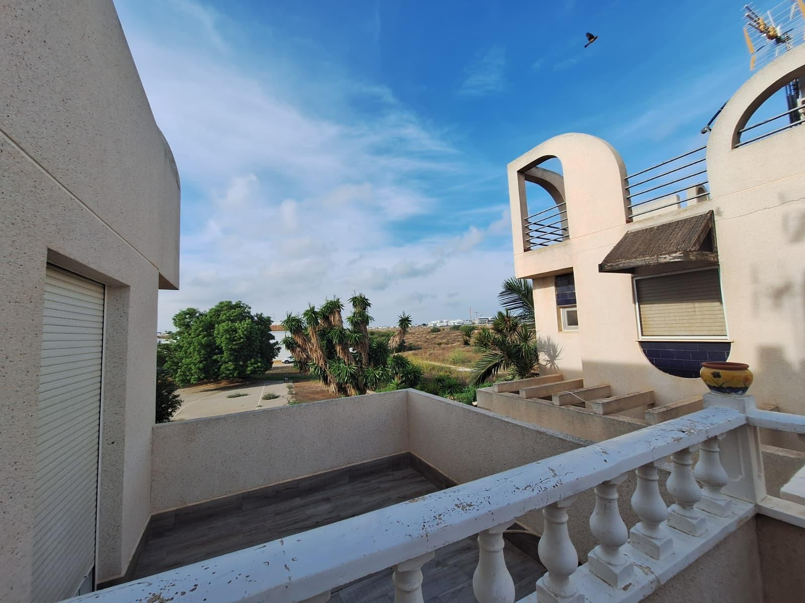 For sale - 5 Bedroom 3 Bathroom Quad House in Torrevieja - Carrefour  - Alicante