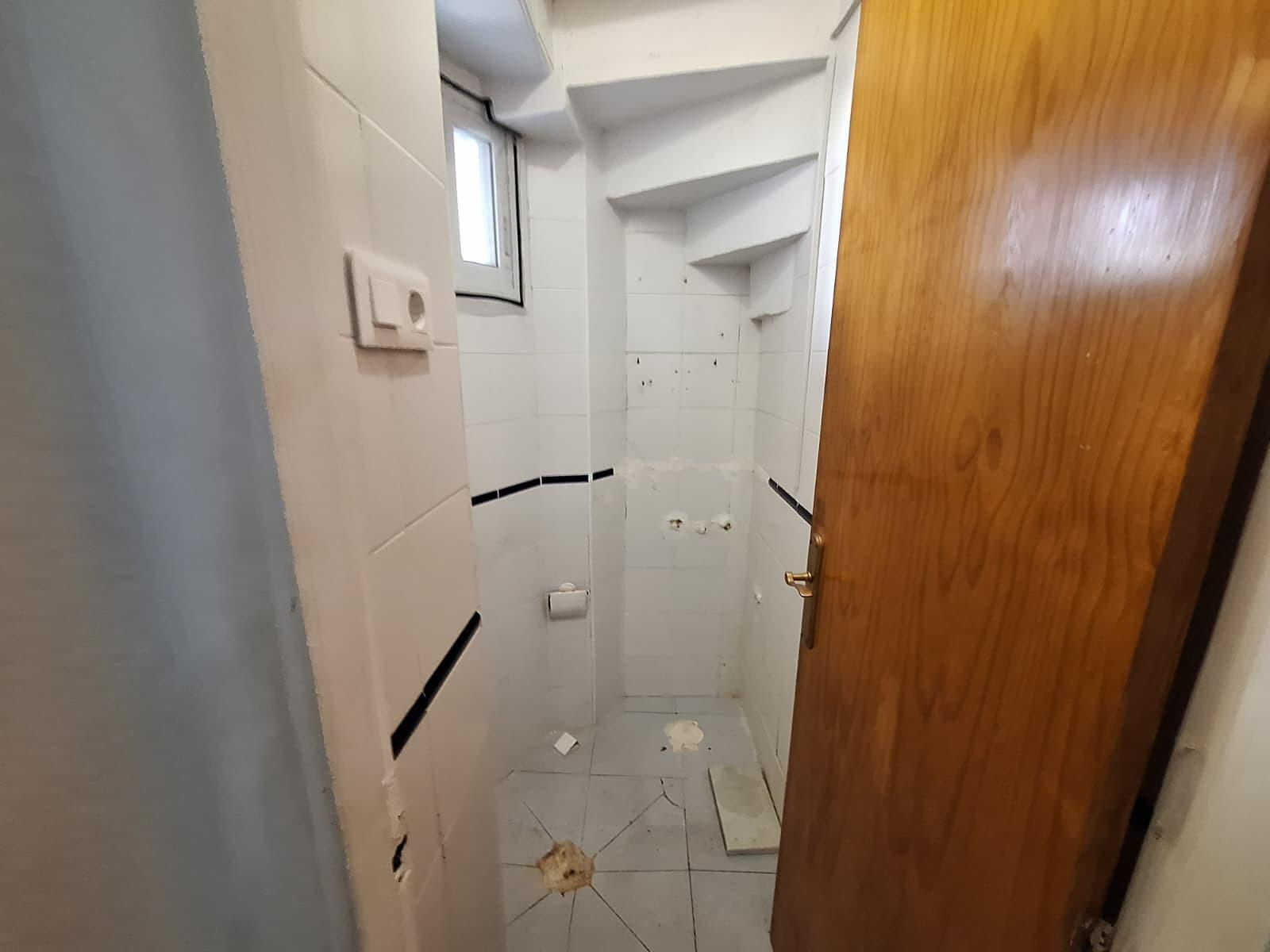For sale - 5 Bedroom 3 Bathroom Quad House in Torrevieja - Carrefour  - Alicante