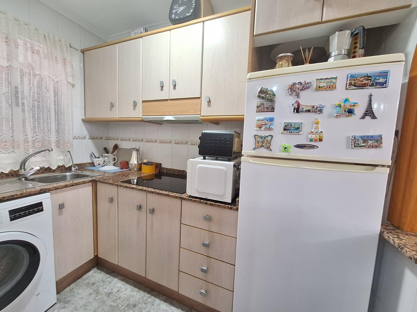 For sale - 2 Bedroom 2 Bathroom Apartment in Torrevieja - Playa De Los Locos  - Alicante