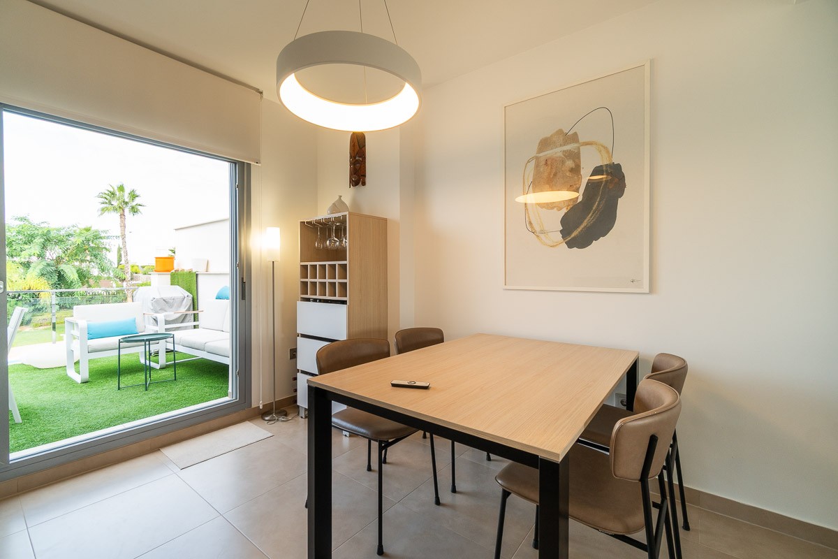 For sale - 2 Bedroom 2 Bathroom Bungalow in Vistabella Golf Entre Naranjos - Inland  - Alicante