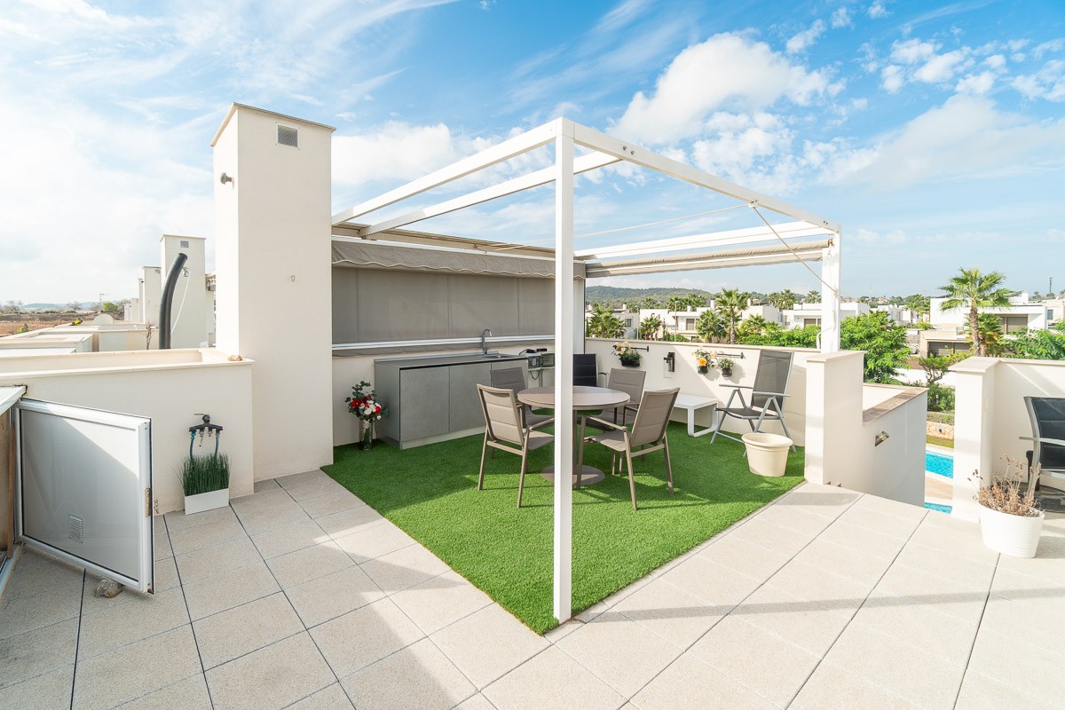 For sale - 2 Bedroom 2 Bathroom Bungalow in Vistabella Golf Entre Naranjos - Inland  - Alicante