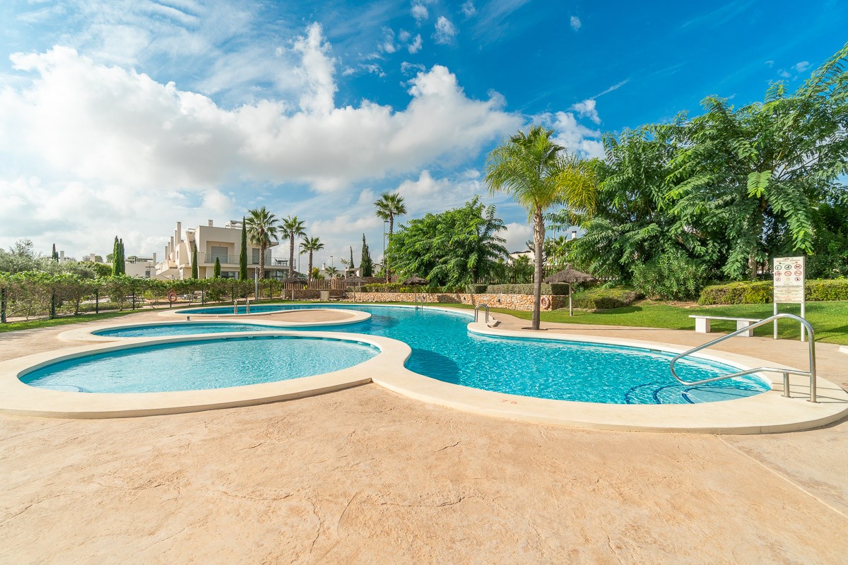 For sale - 2 Bedroom 2 Bathroom Bungalow in Vistabella Golf Entre Naranjos - Inland  - Alicante