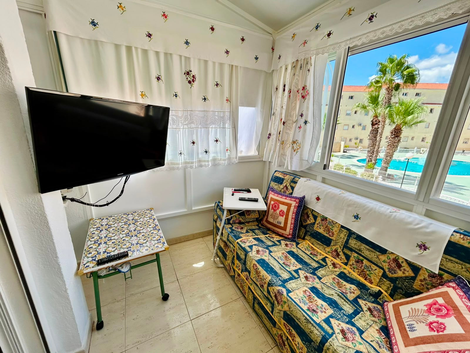For sale - 2 Bedroom 2 Bathroom Town House in Torrevieja - Costa Blanca  - Alicante