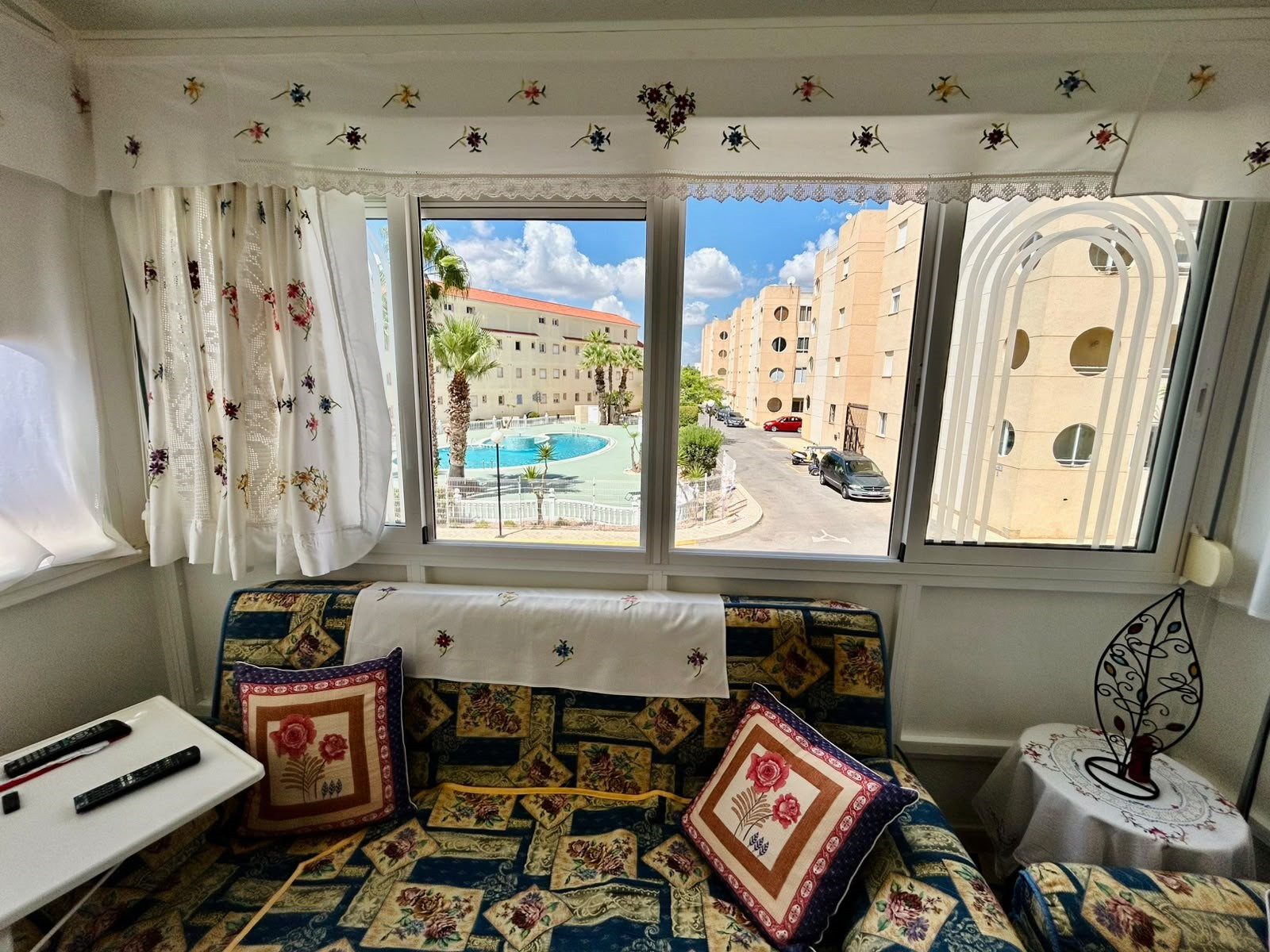 For sale - 2 Bedroom 2 Bathroom Town House in Torrevieja - Costa Blanca  - Alicante