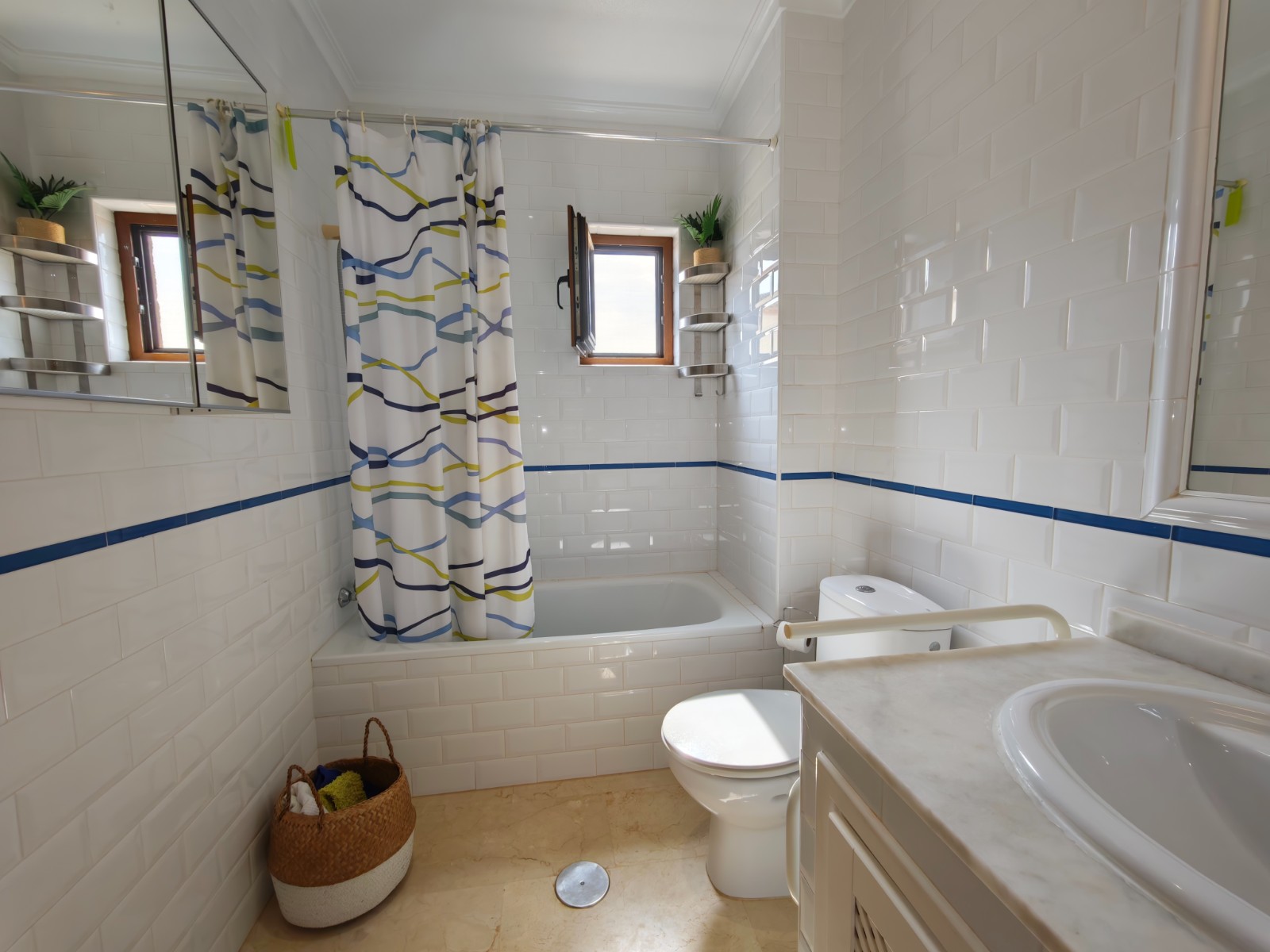 For sale - 2 Bedroom 2 Bathroom Apartment in Algorfa - Inland  - Alicante