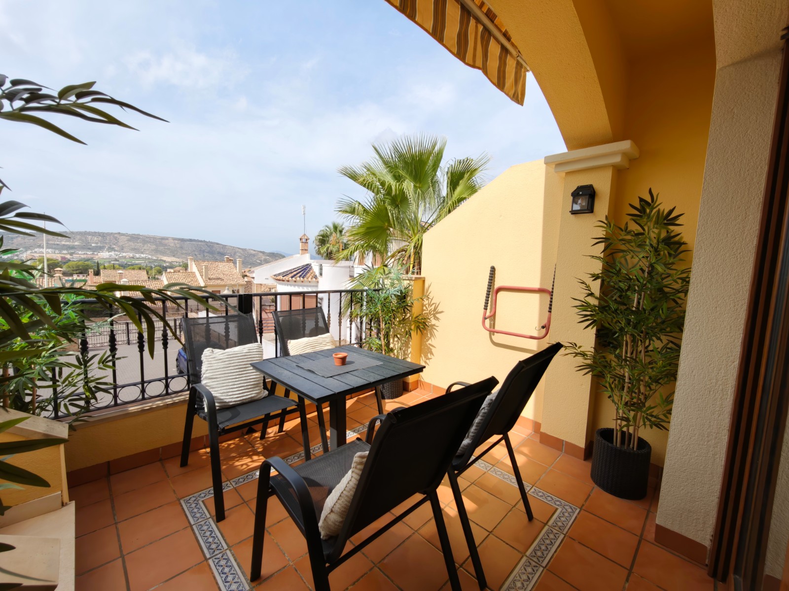 For sale - 2 Bedroom 2 Bathroom Apartment in Algorfa - Inland  - Alicante