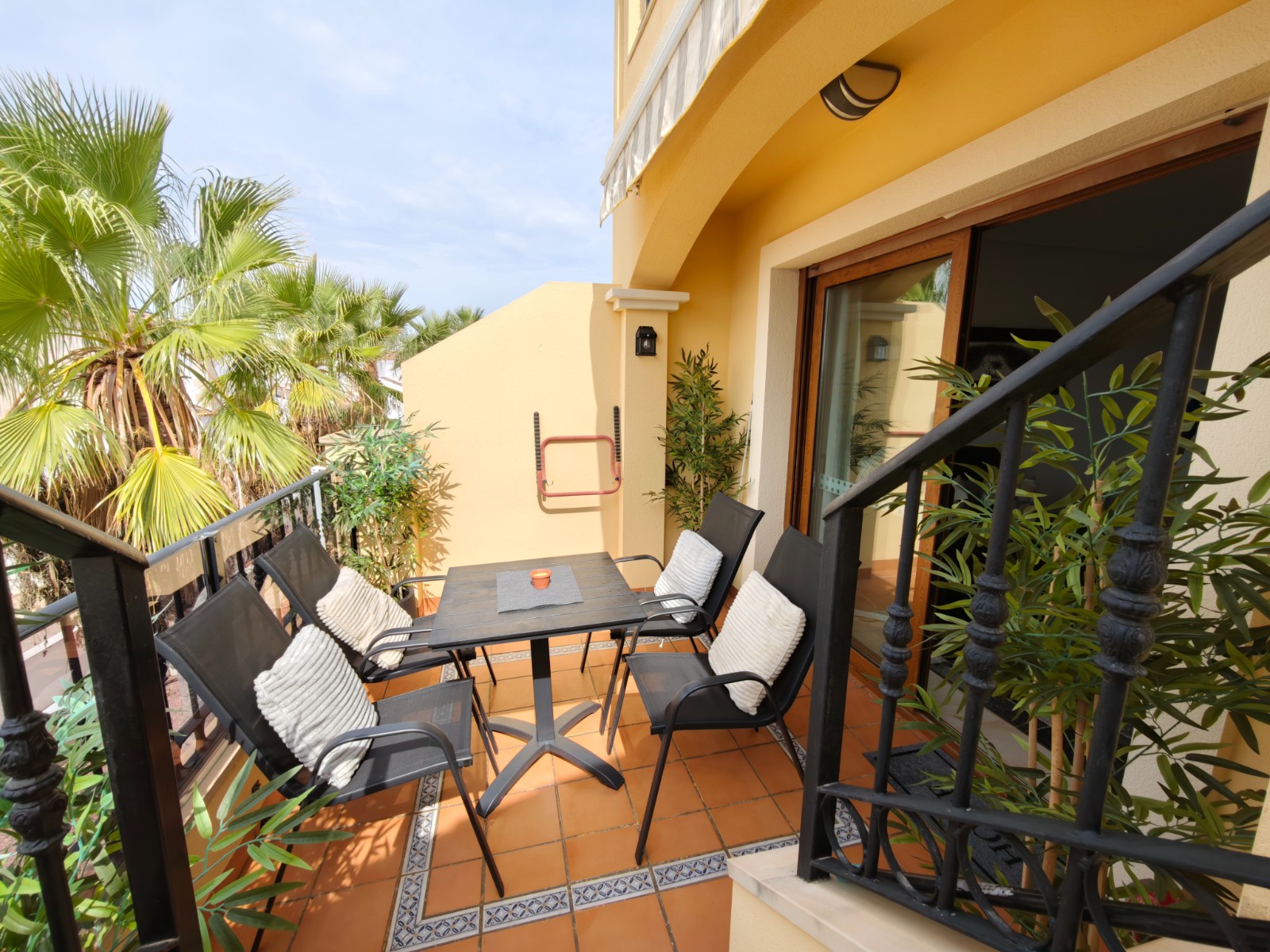 For sale - 2 Bedroom 2 Bathroom Apartment in Algorfa - Inland  - Alicante